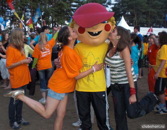 22043_seliger_2009_3.jpg